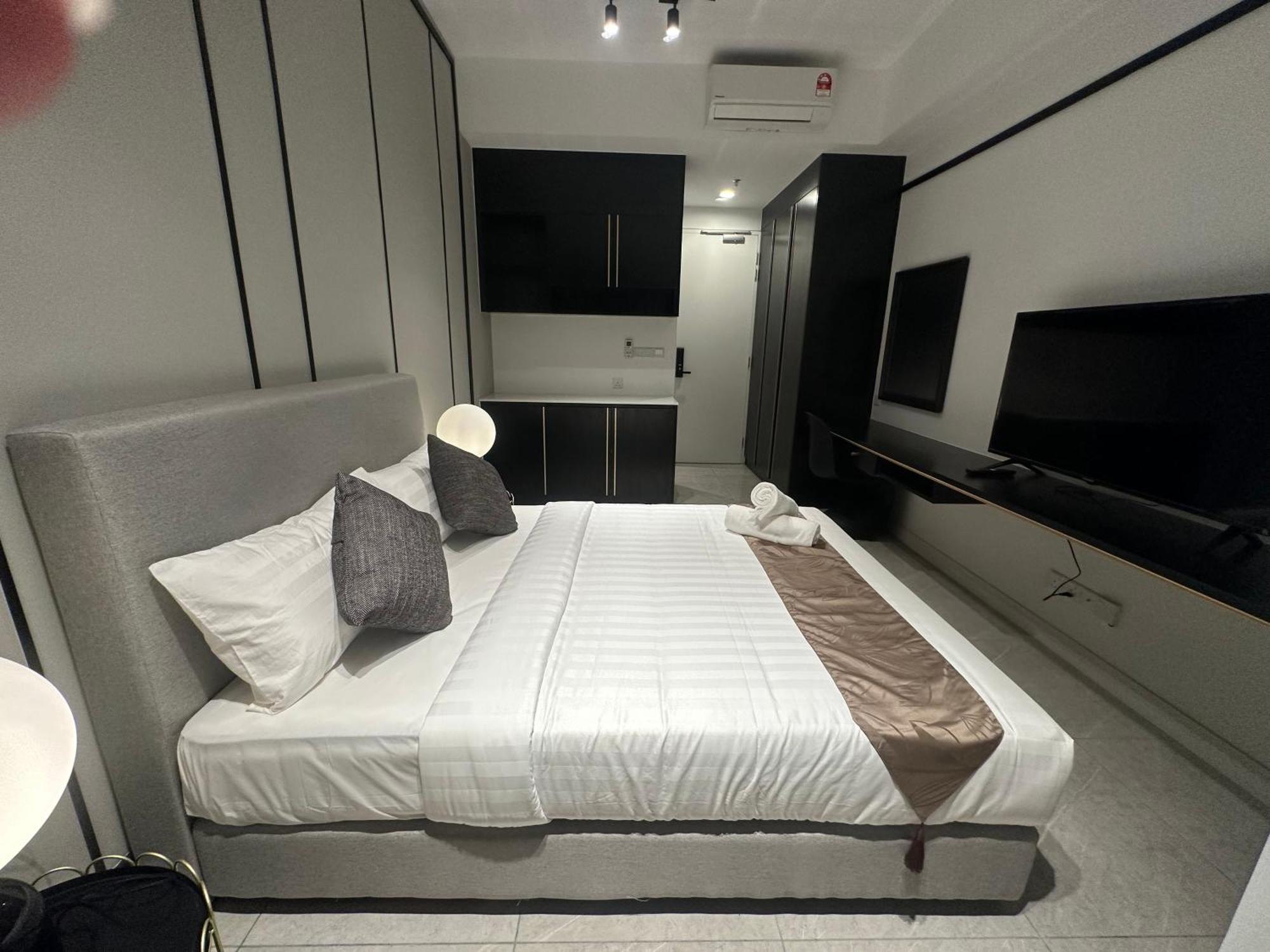The Axon Suites Bukit Bintang Klcc By Skyscraper Куала Лумпур Екстериор снимка
