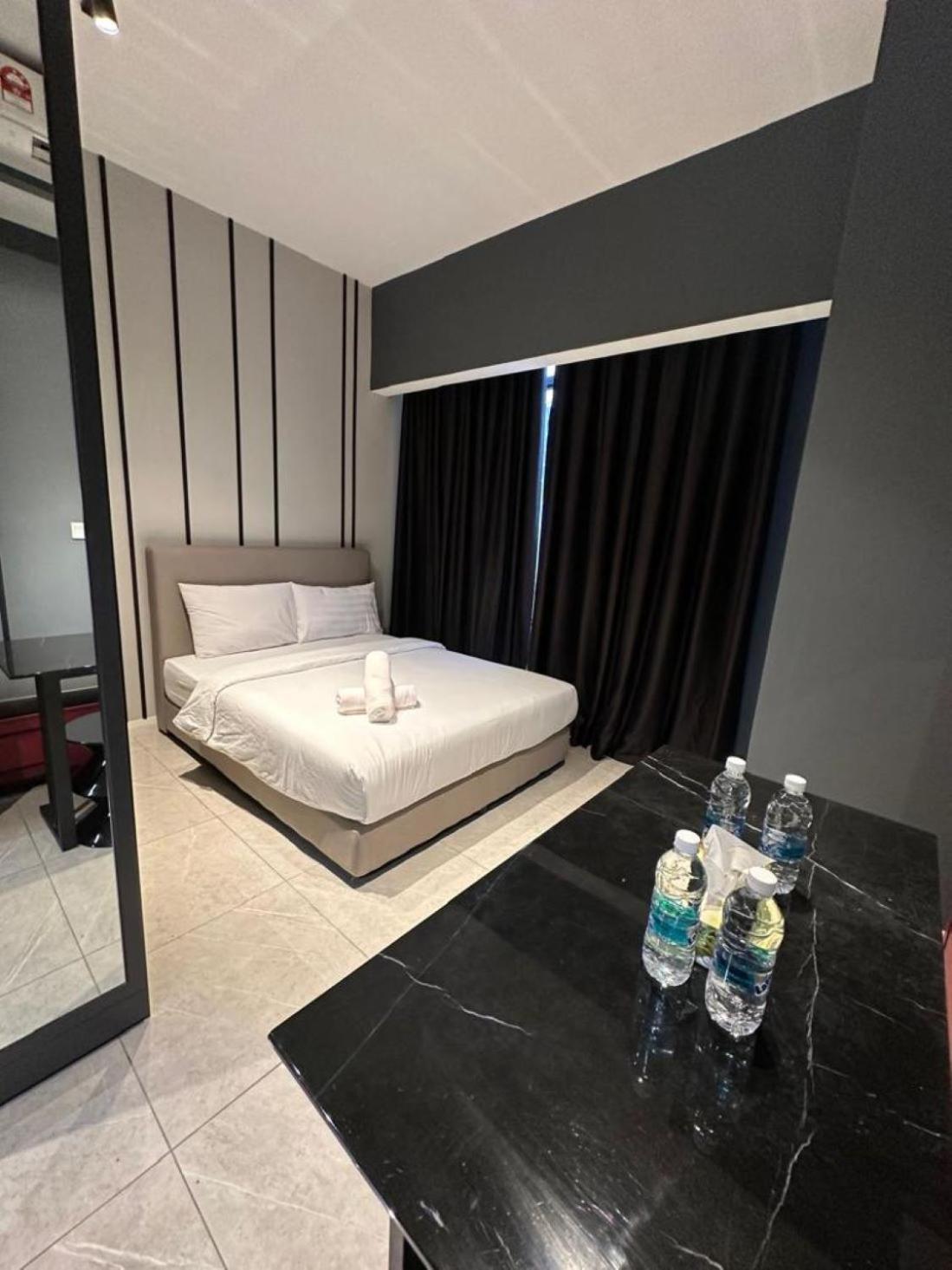The Axon Suites Bukit Bintang Klcc By Skyscraper Куала Лумпур Екстериор снимка